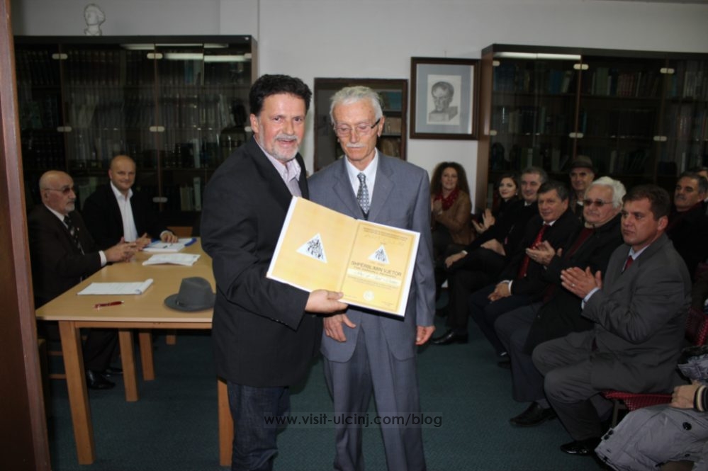 Prof. Dr. Simë Dobreci laureat i Çmimit Tradicional të “Art Club”-it
