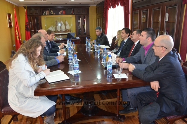 Cungu takon Ministrin e punës dhe përkujdesjes sociale Predrag Boshkoviq