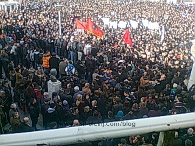 Protestë kundër heqjes së lapidarit – Video