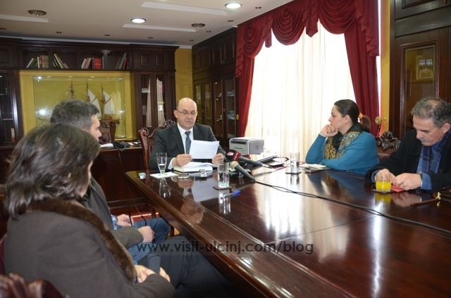 Kryetari Cungu reagon ndaj deklaratës së djeshme të Këshillit për kthimin e Ullishtës në Valdanos