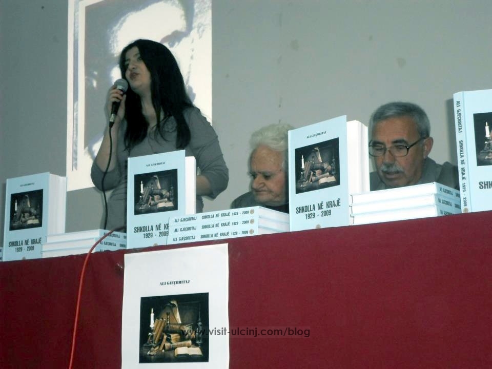 Ali Gjeçbritaj: GJUANI ME GURË – Poezi