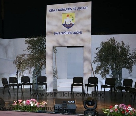 Krivokapić i Đukanović čestitali Dan opštine Ulcinj