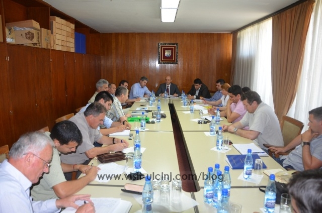 Me iniciativën e kryetarit  Cungu është mbajtur takimi  mbi zhvillimin e  ardhshëm të kripores së Ulqinit