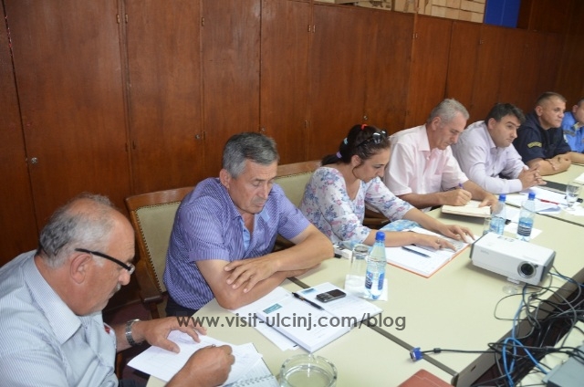 Grupit kordinues për përcjellen e sezonës turistike 2013 ne Ulqin.1