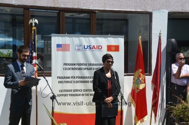 Sue-K-Brown-Nazif-Cungu-inauguration-Ulcinj-Montenegro-10