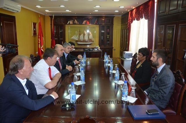 Sue-K-Brown-Nazif-Cungu-inauguration-Ulcinj-Montenegro-6