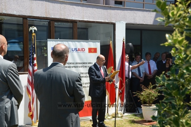 Sue-K-Brown-Nazif-Cungu-inauguration-Ulcinj-Montenegro-9