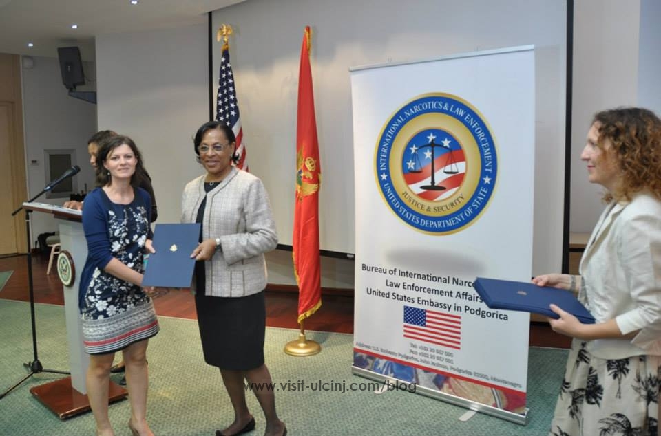 Amabsada Amerikane ndanë mjetet për projektet e OJQ