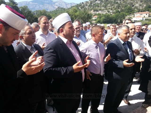 Xhamia e rinovuar e fshatit Kllezna-2