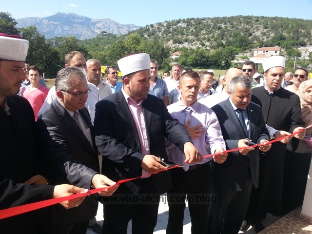 U përurua xhamia e rinovuar e fshatit Kllezna