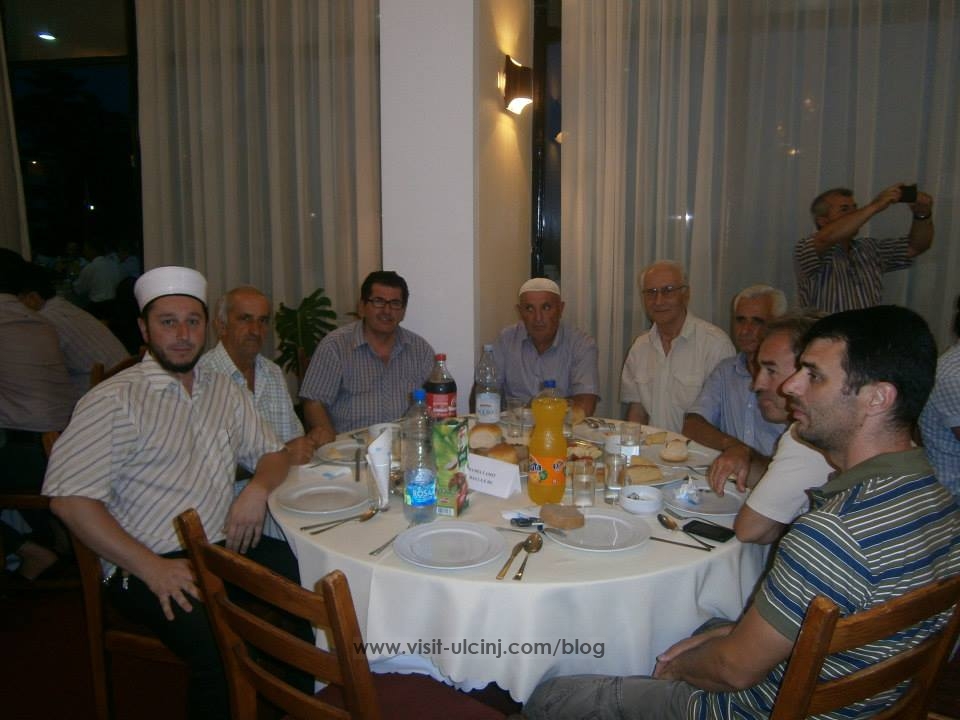 iftar za 600 vjernika u hotel Mediteran - Ulcinj.1