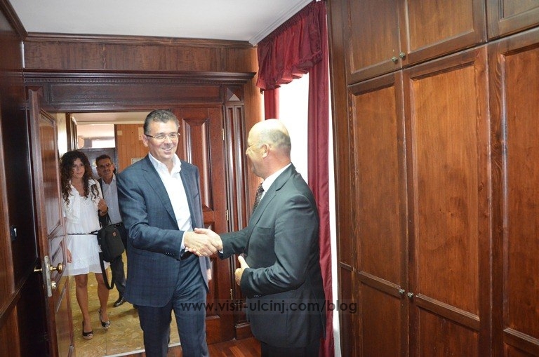 Cungu priti në takim ministrin e turizmit dhe zhvillimit të qendrueshem z.Branimir Gvozdenoviq
