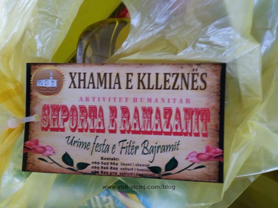Xhamia e Klleznës shpërndanë  100 “Shporta për Ramazan”