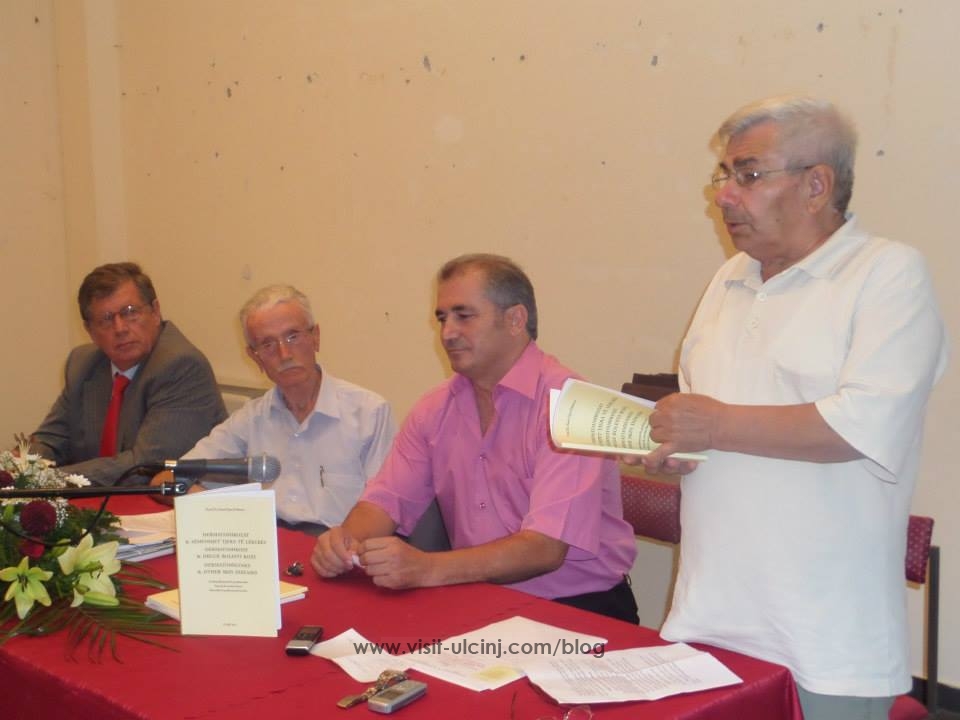 Promovimi i librit i prof. dr. Simë Dobrecit + Foto