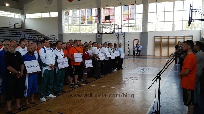 U Ulcinju svečano otovoreni sportski susreti uposlenika Islamskih zajednica