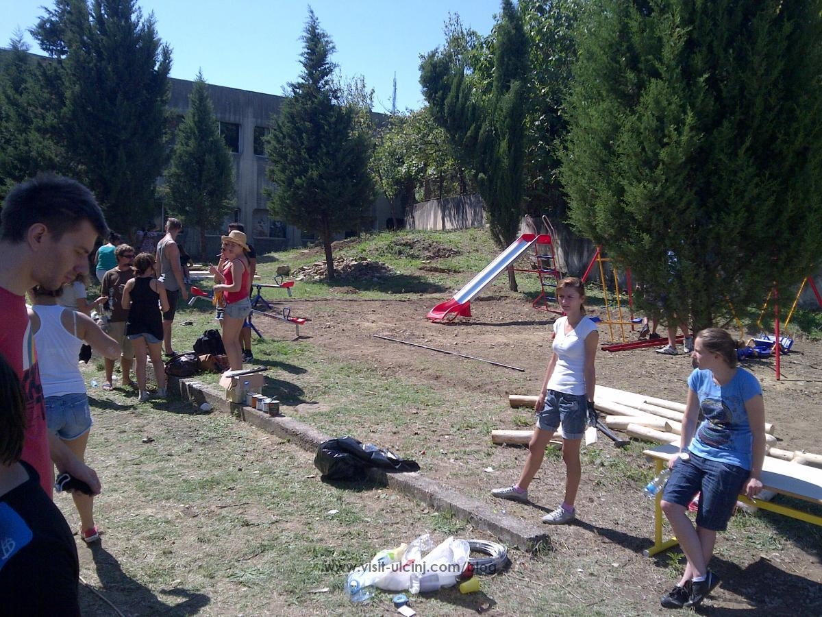 Izgradnju dječijeg igrališta u Ulcinj sprečavaju brojni problemi