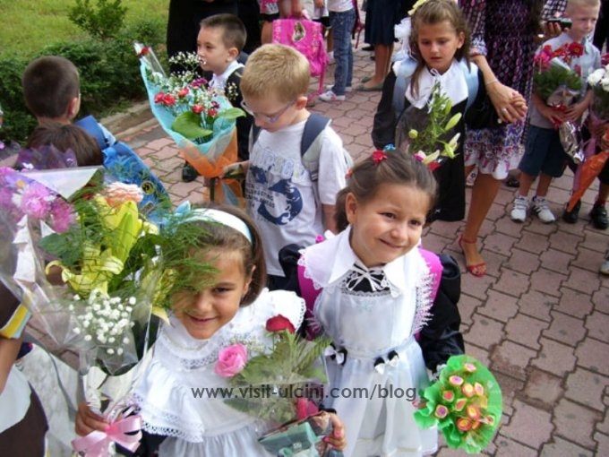 Kryetari Cungu uron për vitin e ri shkollor 2013/14