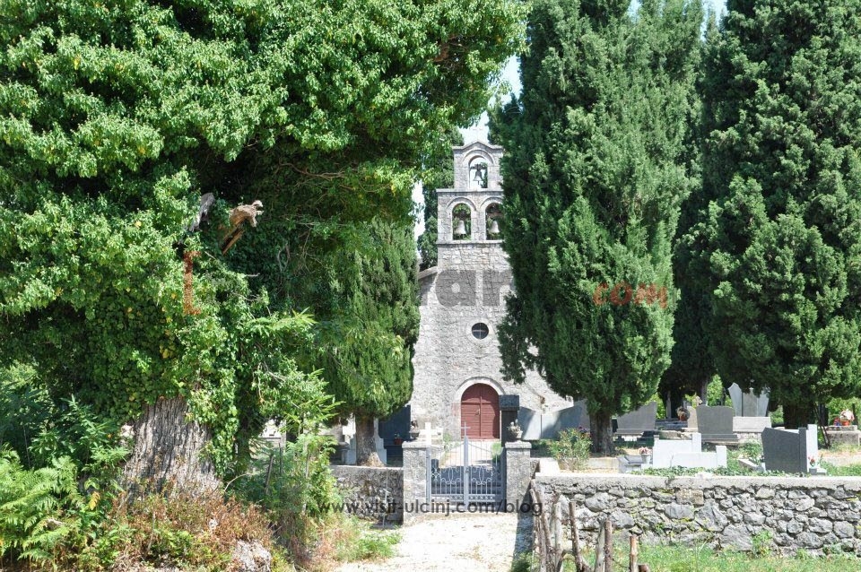 Monumentet shqiptare në Mal të Zi në rrezik zhdukje