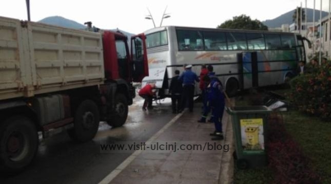 Në Budve aksidentohet autobusi me kosovarë