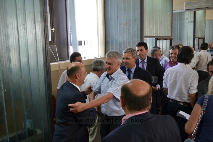 Cungua nijesu dali da govori odbornici Elezagić, Škrelja i Holaj