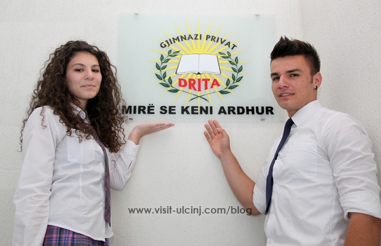 Në Gjimnazin “Drita” kurse shtesë të gjuhëve të huaja për nxënësit e shkollës