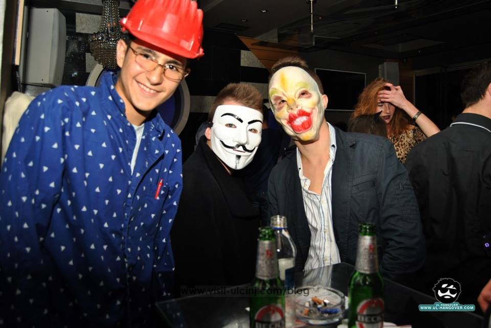 Halloween festohet edhe në Ulqin – Video