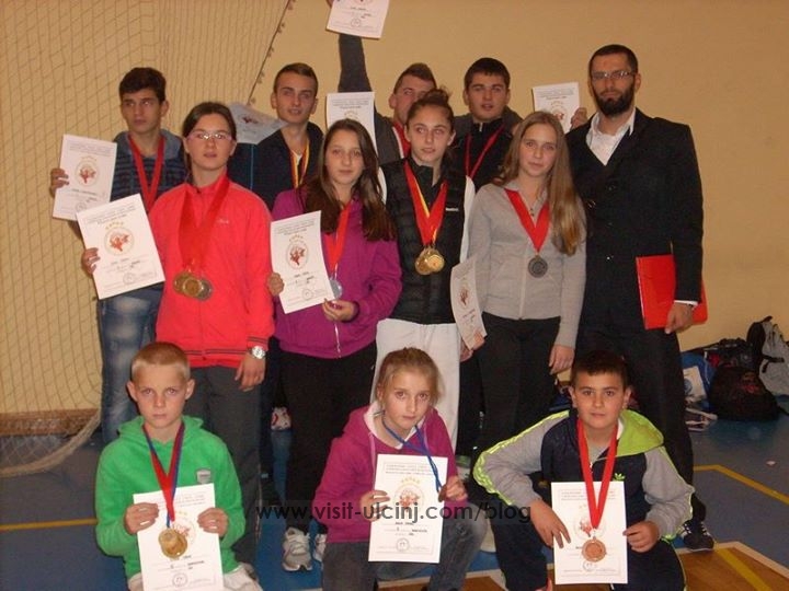 Taekwondo Ulqini kthehet me18 medalje të arta nga Podgorica + Foto