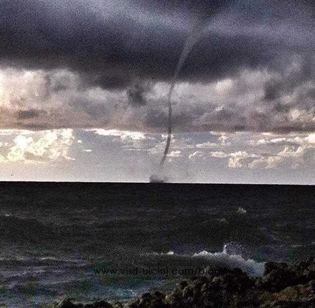 Po zhvendosen disa tornado (turmë) në detin e Ulqinit