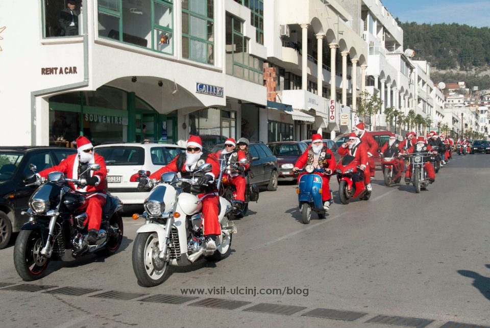 Moto Djeda Mrazevi Ulcinj 2013 u centru za djecu Sirena + Foto