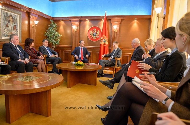 Bushati kërkon rrugët lidhëse Ulqin – Velipojë