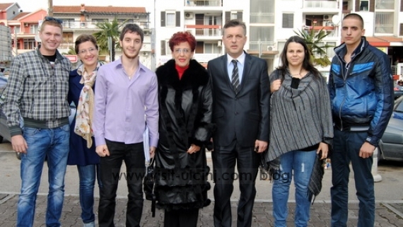 DEMOKRATSKI FRONT – ZA ULCINJ SVIH NAS