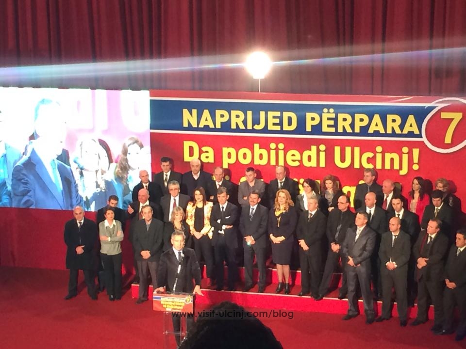 Ja si u prit lideri i PDS-it – Gjukanoviq ne Ulqin – Video