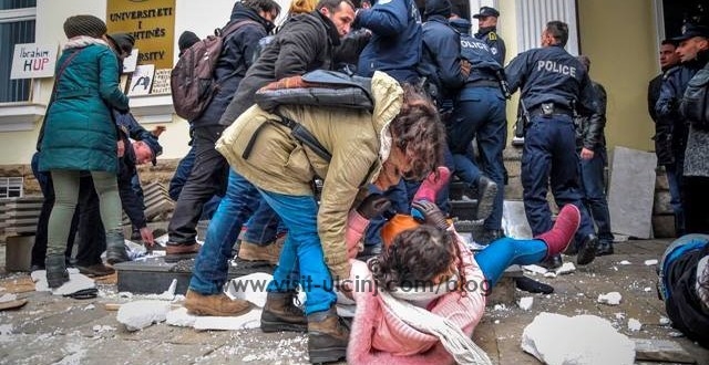 Studentët ne protest-prishtin-1