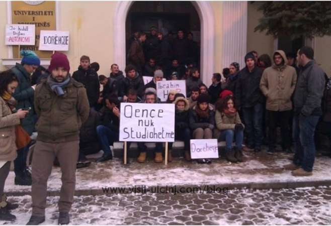 Studentët ne protest-prishtin-2