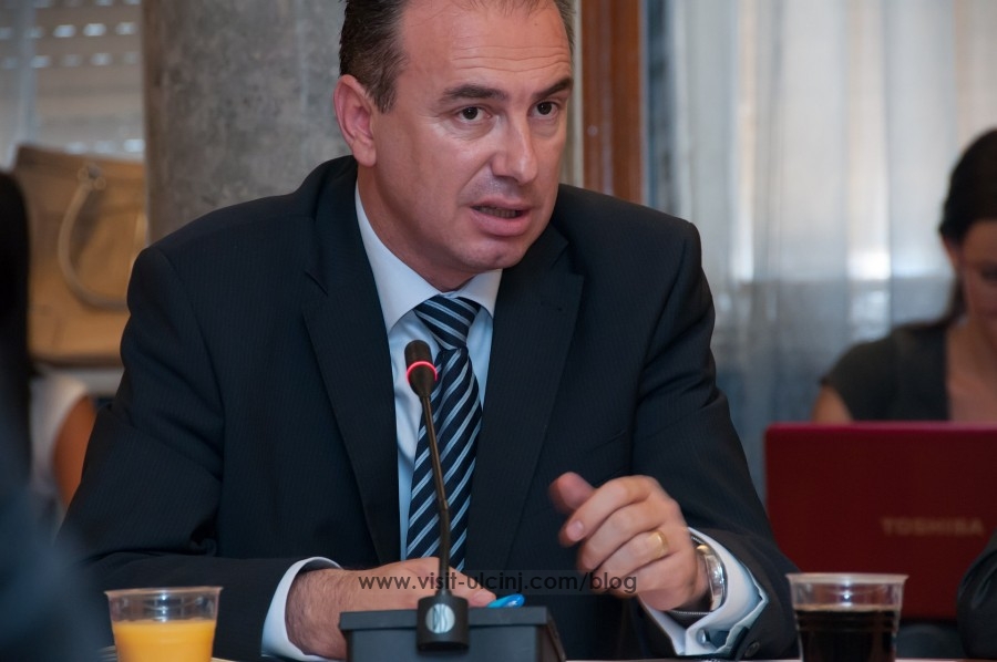 Ulcinj: Fatmir Đeka podnio ostavku na funkciju poslanika
