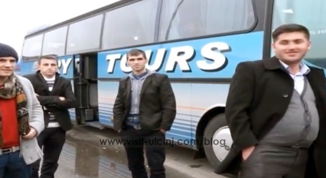 Ndalohen ilegalisht ne Muriqan 52 persona drejt Gjermanisë – Video