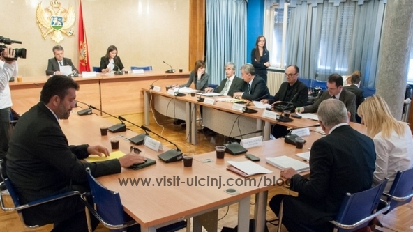 Boravišnu taksu povećati na 1€ u Crnu Goru