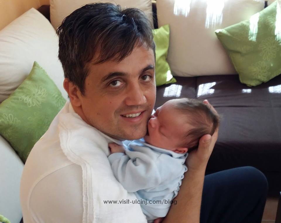 Pavle Pepgjonoviq feston lindjen e djalit në Ulqin
