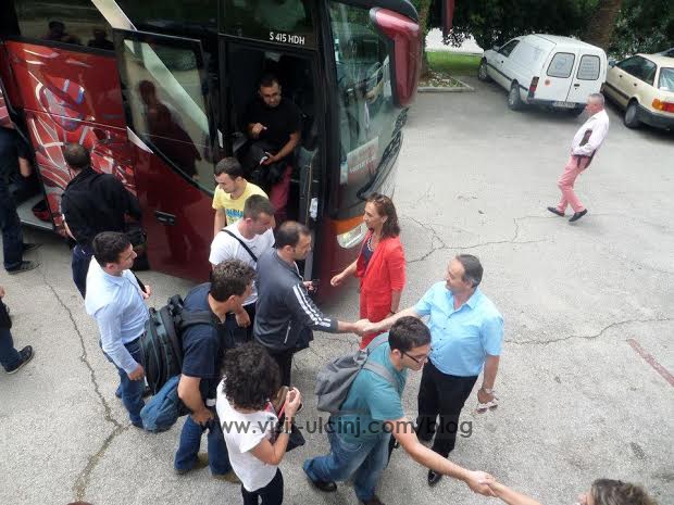 35 Gazetare nga Kosova vizitojne Ulqinin + Foto