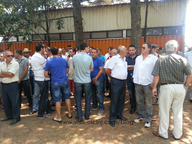 Ćetković: Radničke plate „pojeli” izbori