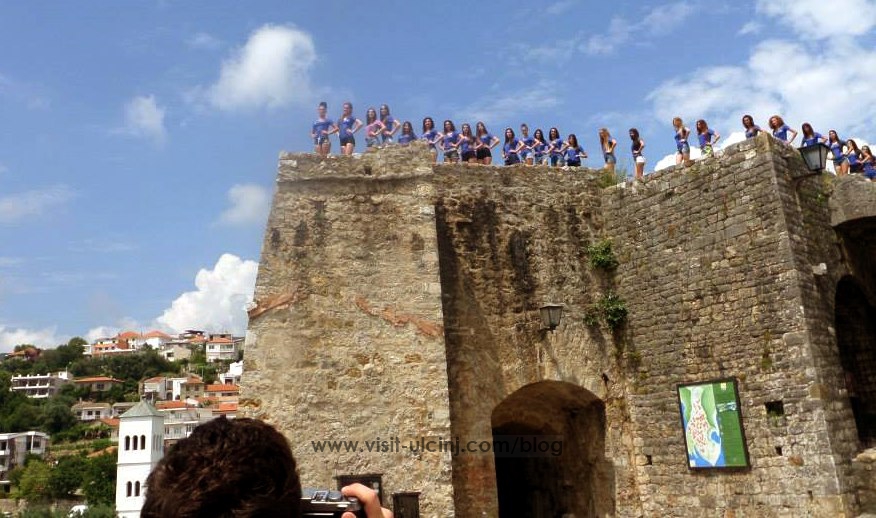 Nis pergatitja e spektaklit Miseve Shqiptare 2014 në Ulqin + Foto
