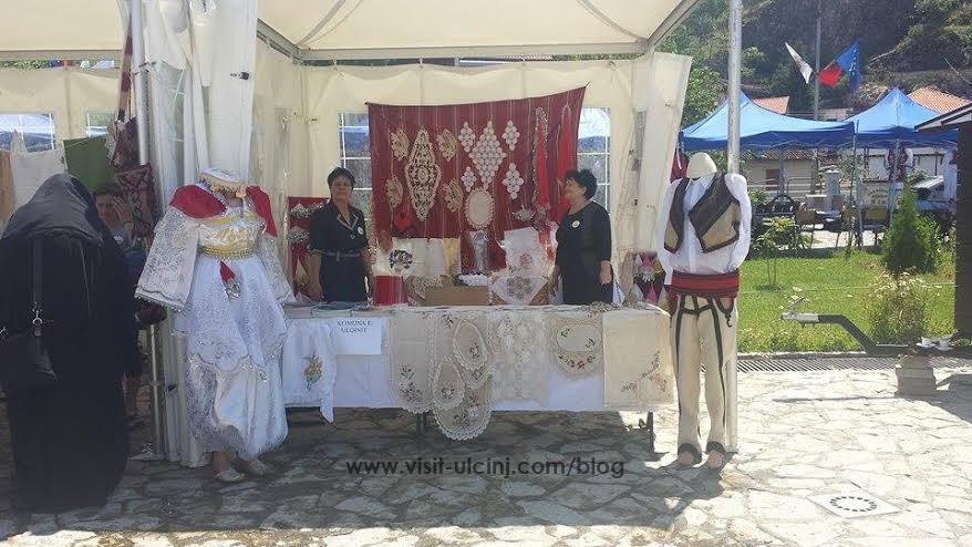 Në Prizren hapet Panairi i veshjeve kombëtare