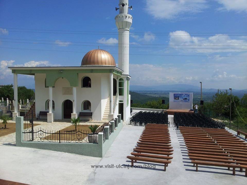 U përurua restaurimi i Xhamisë së Kravarit + Foto + Video