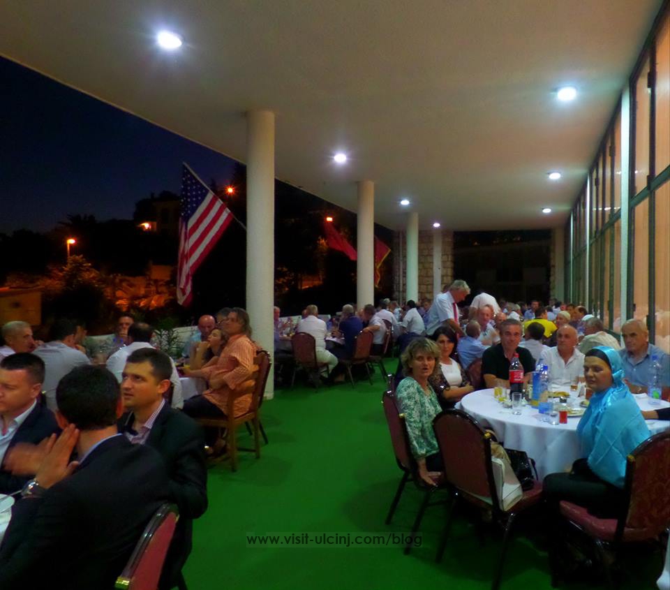 Ambasada e Emirateve te Bashkuara Arabe shtron iftare në Hotel Mediteran-2