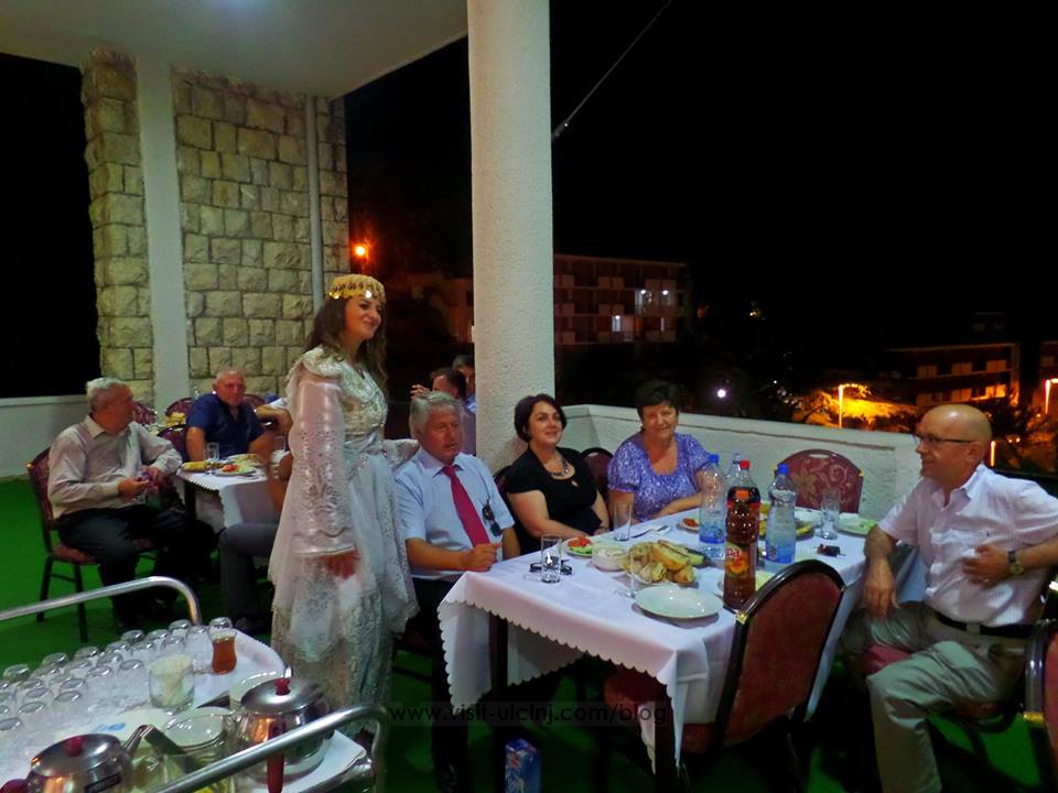 Ambasada e Emirateve te Bashkuara Arabe shtron iftare në Hotel Mediteran-3