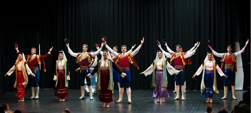 Sutra folklorni koncert u Ulcinj