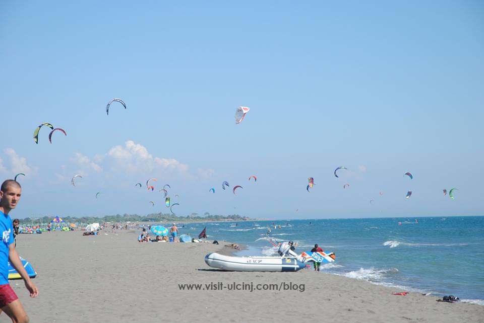 Kite surfing u Ulcinju – Zabava na plaži!