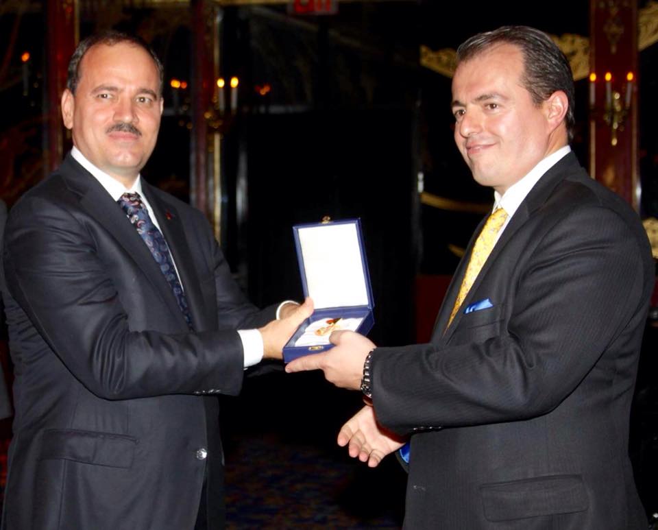 Richard Lukaj nderohet me urdhërin “Nderi i Kombit” nga presidenti Nishani