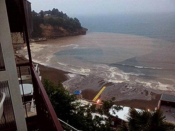 Kišni “Armagedon” u Baru i Ulcinju