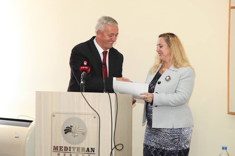 Prof_Brilanda_Bushati_dhe_Selatin_Gjeloshi-Hotel-Mediteran-Ulqin